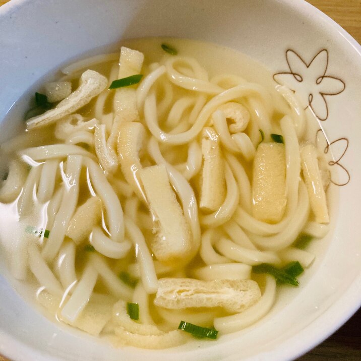ズボラ飯 お手軽きつねうどん レシピ 作り方 By Yumyum 楽天レシピ ズボラ飯 お手軽きつねうどん レシピ 作り方 By Yumyum 楽天レシピ